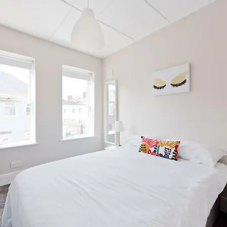 Casa vacanze Newly Renovated, Compact, 3 Bedroom House Near Temple Bar Dublino