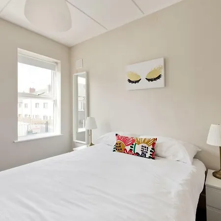 Newly Renovated, Compact, 3 Bedroom House Near Temple Bar Casa vacanze Dublino