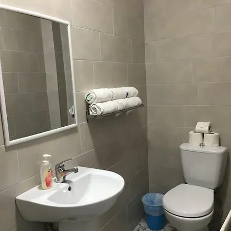 Newly Renovated, Compact, 3 Bedroom House Near Temple Bar * Dublino